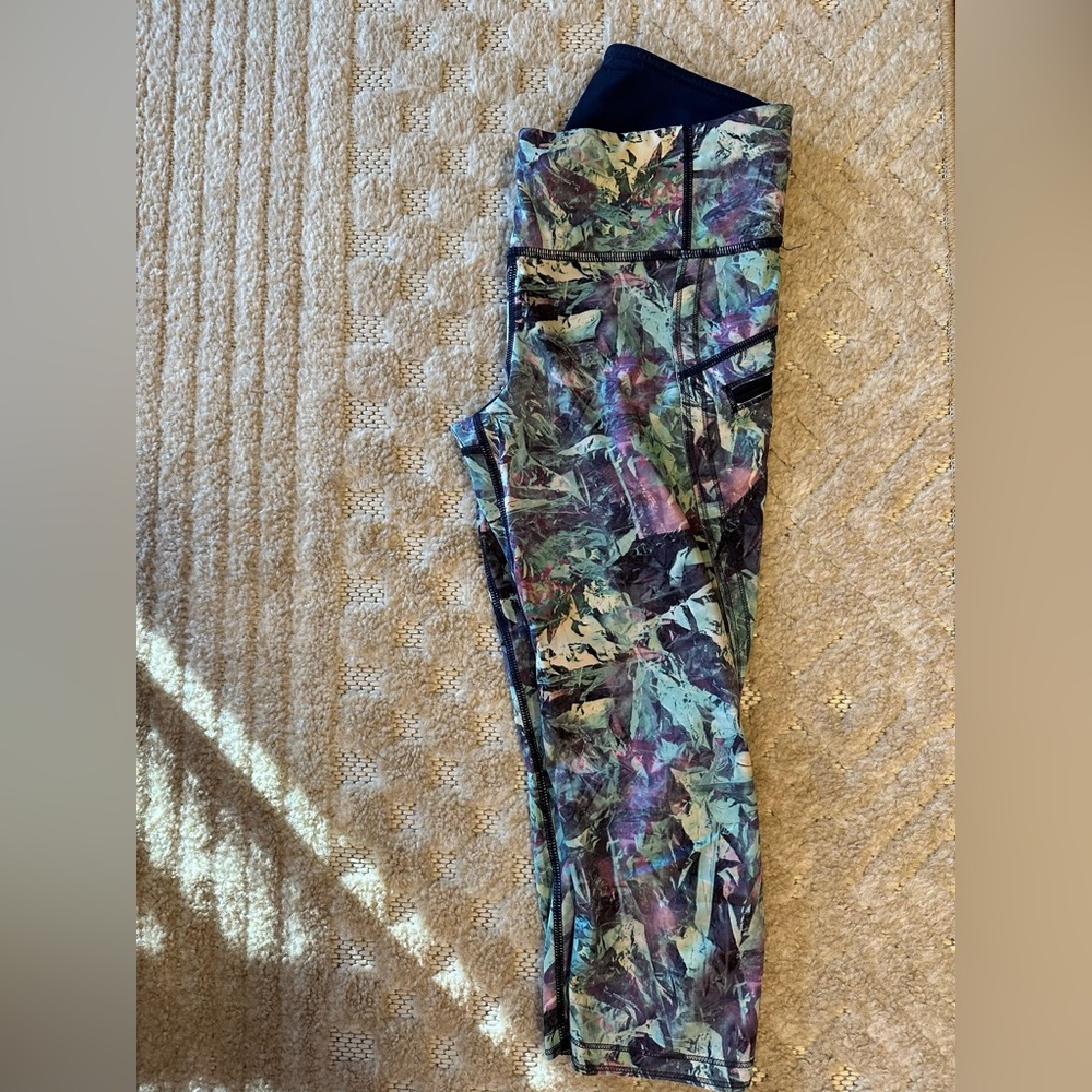 Lululemon cropped leggings